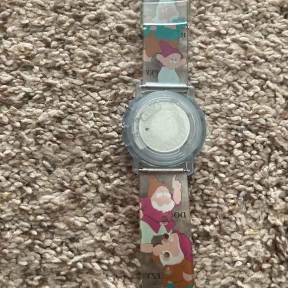 Vintage Snow White Watch - Picture 5 of 5
